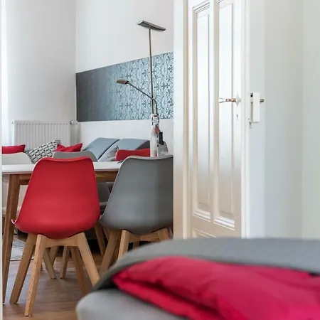 Family-apartments Apartment