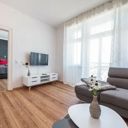 Family-apartments Apartment