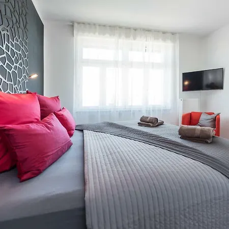 Apartment Family-apartments *